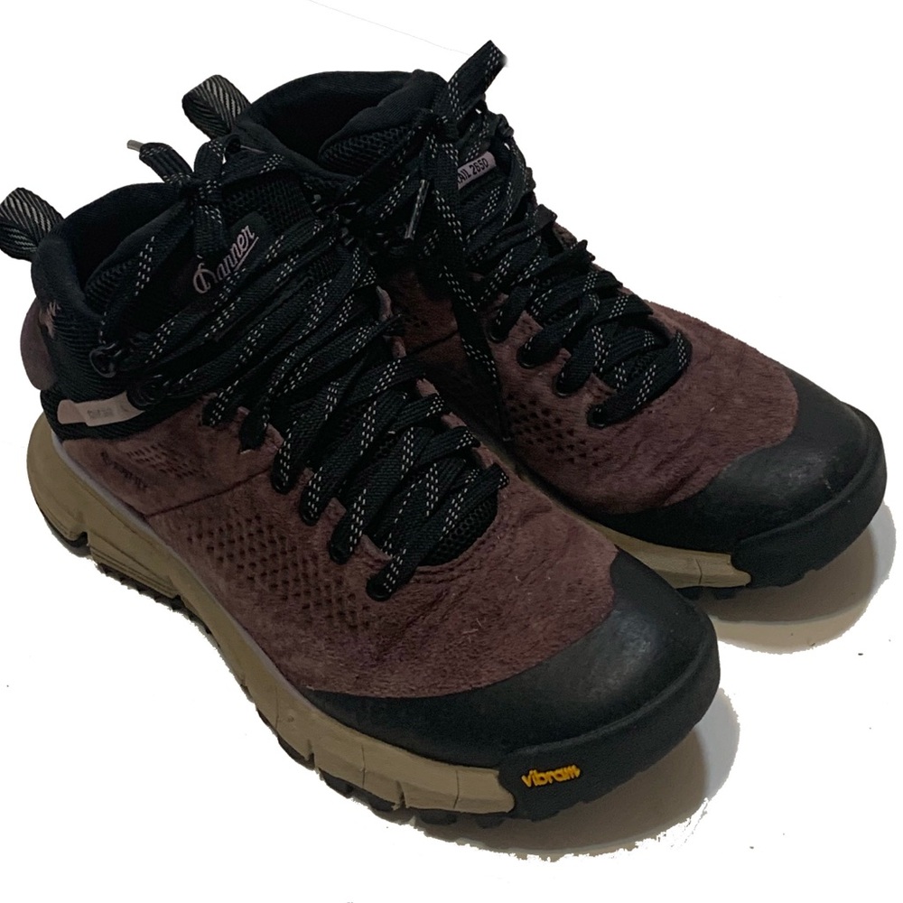 7 / Danner women’s Trail 2650 MID 4" GTX  shoes